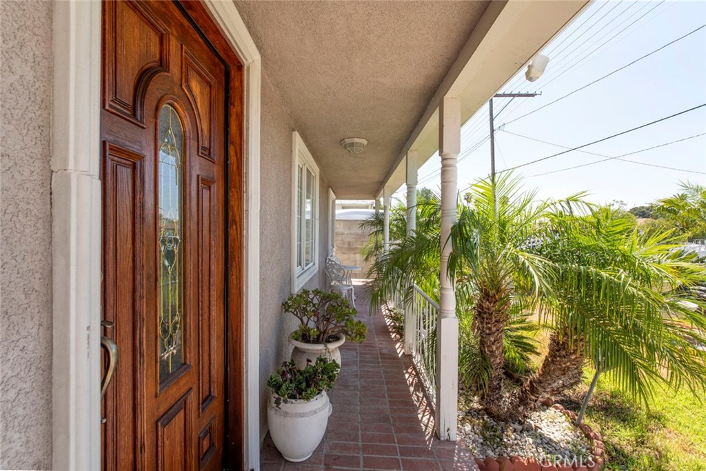 11943 Strathern Street Property Photo 9