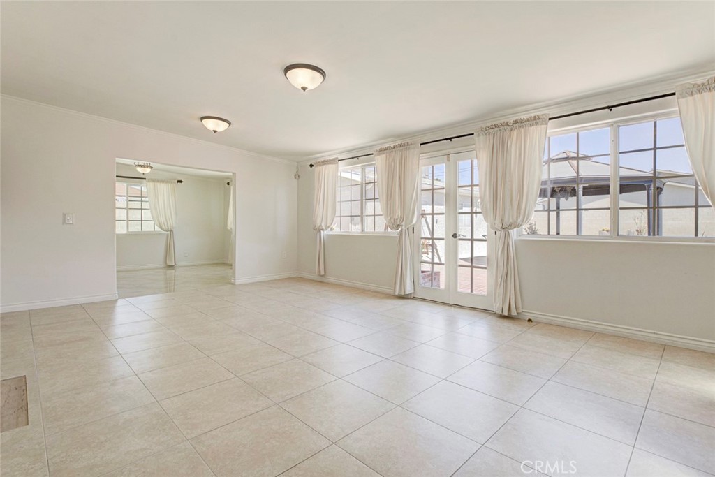 11943 Strathern Street Property Photo 23