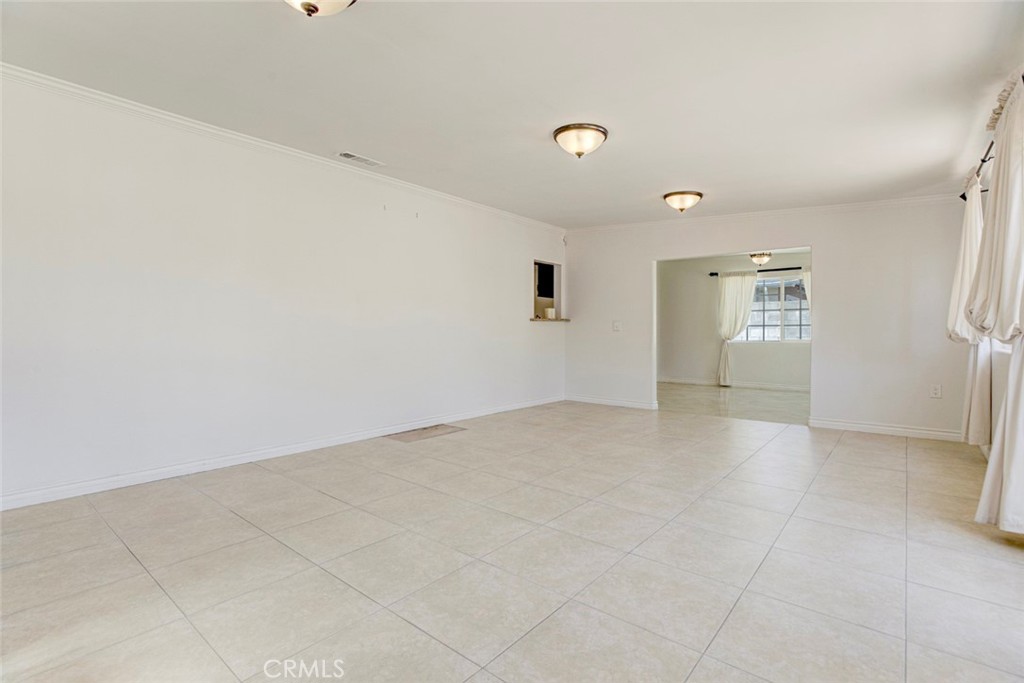 11943 Strathern Street Property Photo 24