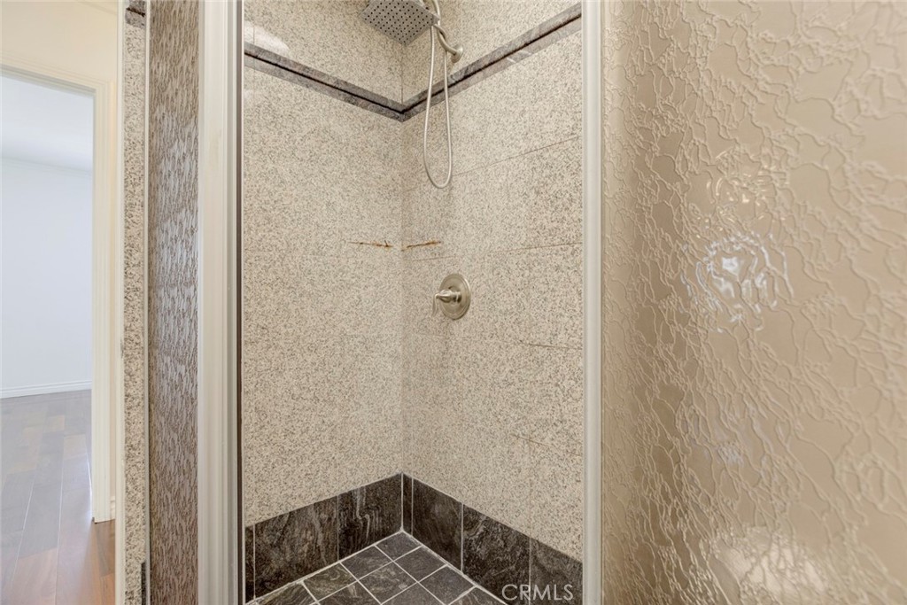 11943 Strathern Street Property Photo 30