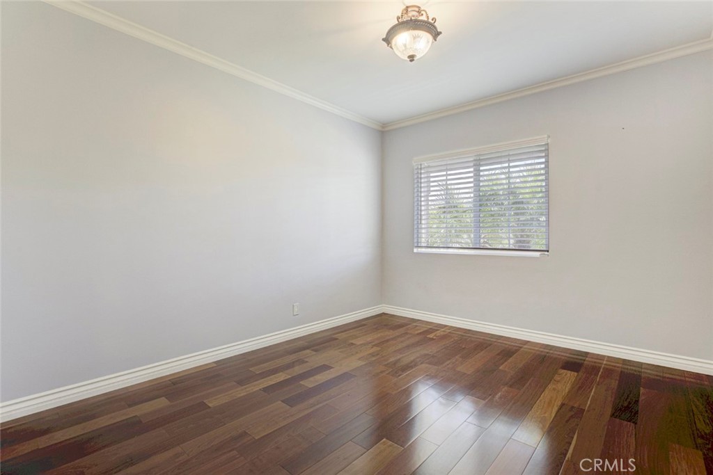 11943 Strathern Street Property Photo 31