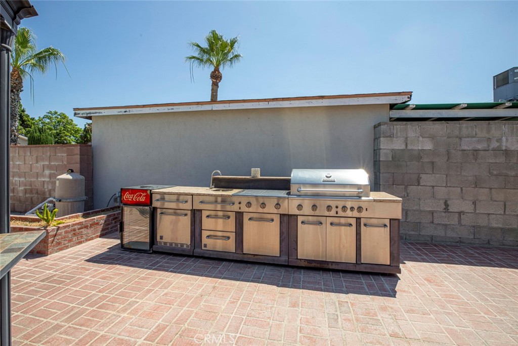 11943 Strathern Street Property Photo 39