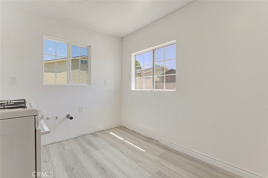 11943 Strathern Street Property Photo 50