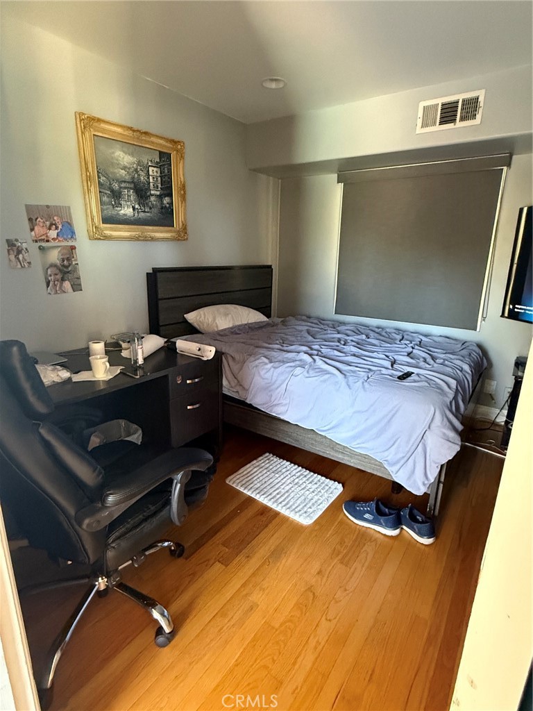 1606 Glenmont Drive Property Photo 4