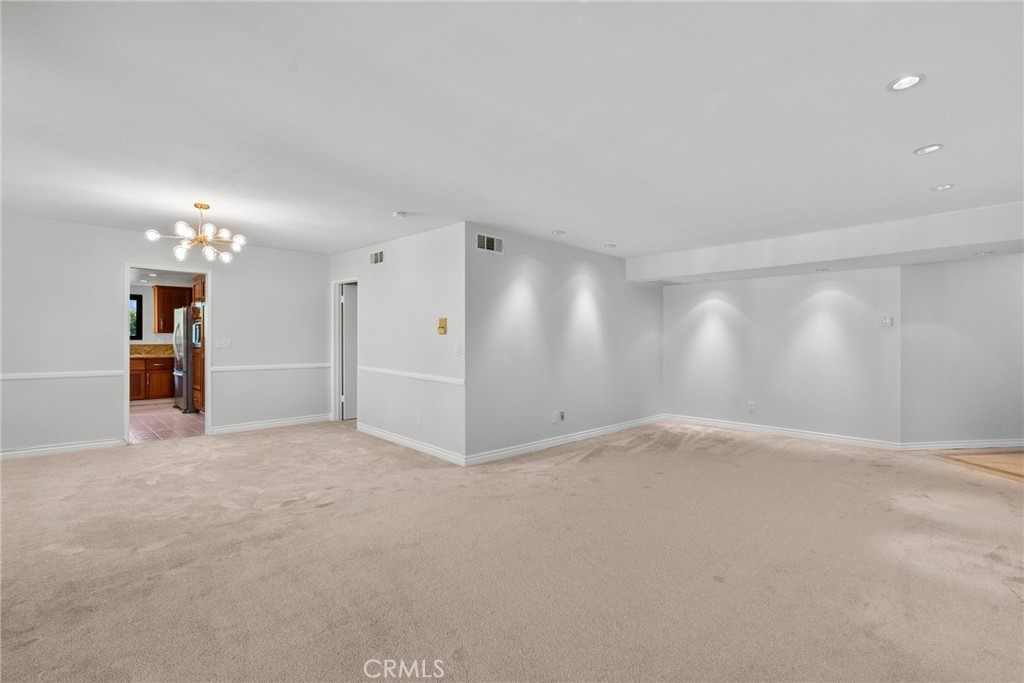 330 W California 316 Property Photo 13