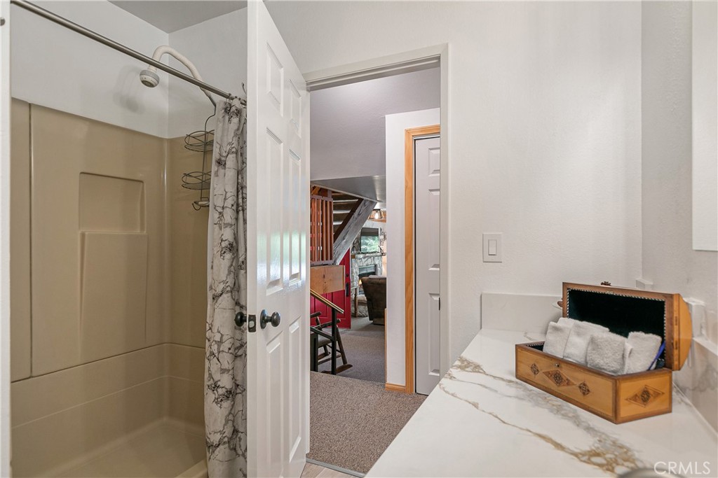 841 Cottage Grove Road Property Photo 14
