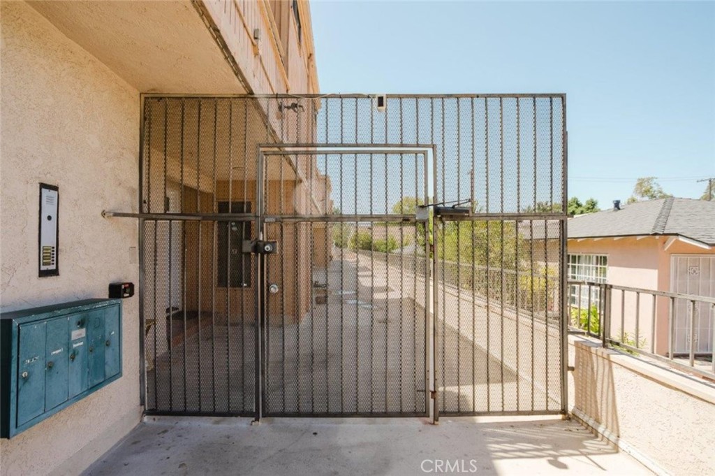 608 Hawthorne Street C Property Photo 12