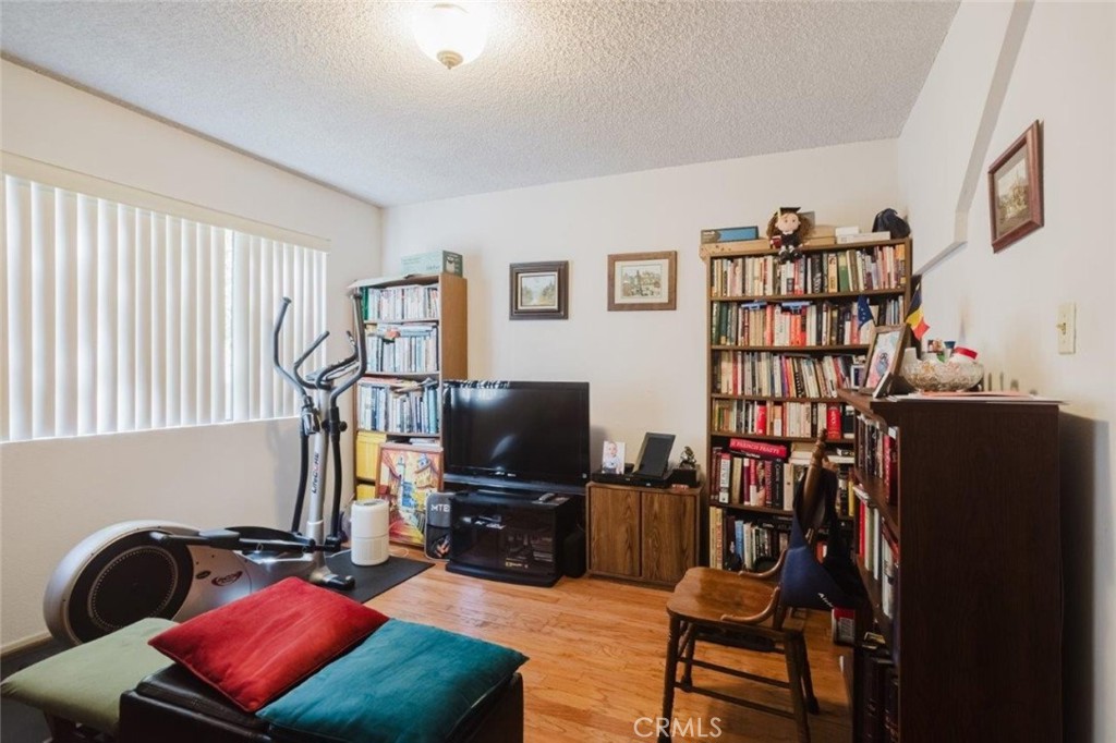 608 Hawthorne Street C Property Photo 23