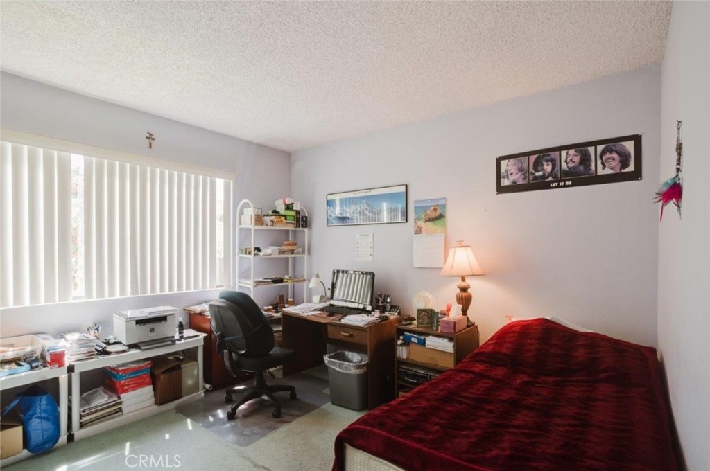 608 Hawthorne Street C Property Photo 28