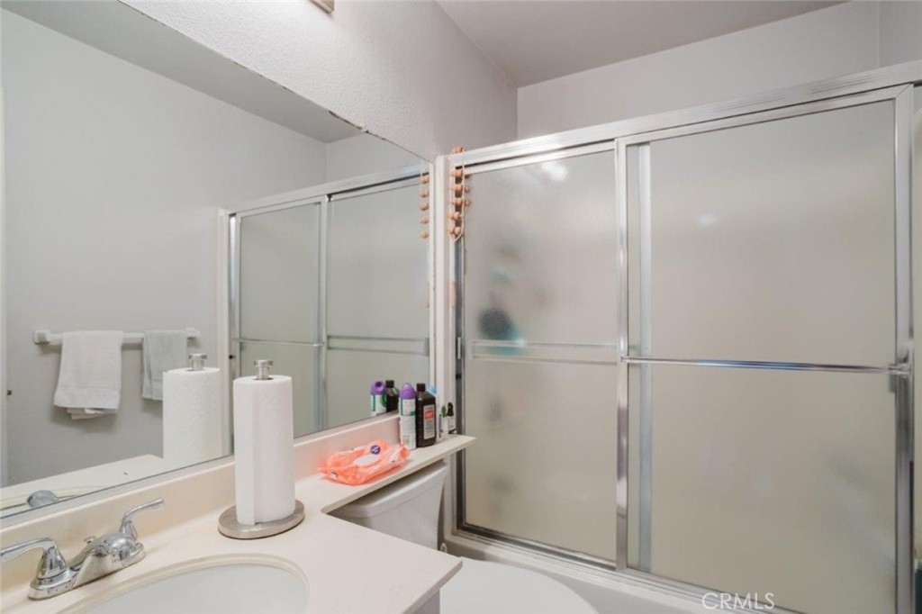 608 Hawthorne Street C Property Photo 32