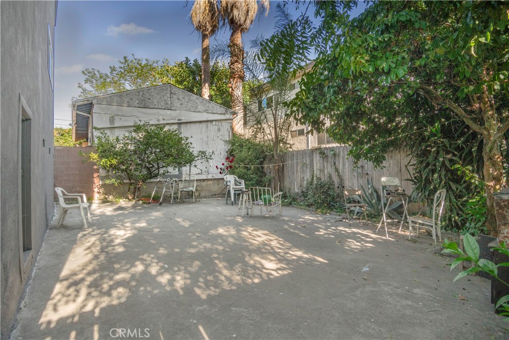 5620 Stratford Property Photo 5
