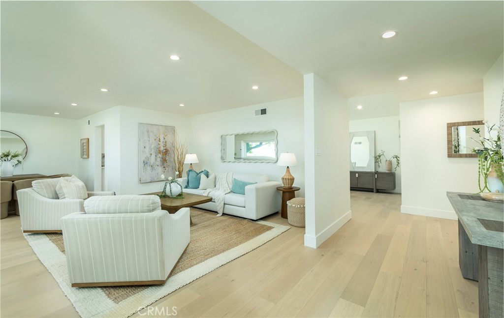 3941 Karen Lynn Property Photo 6