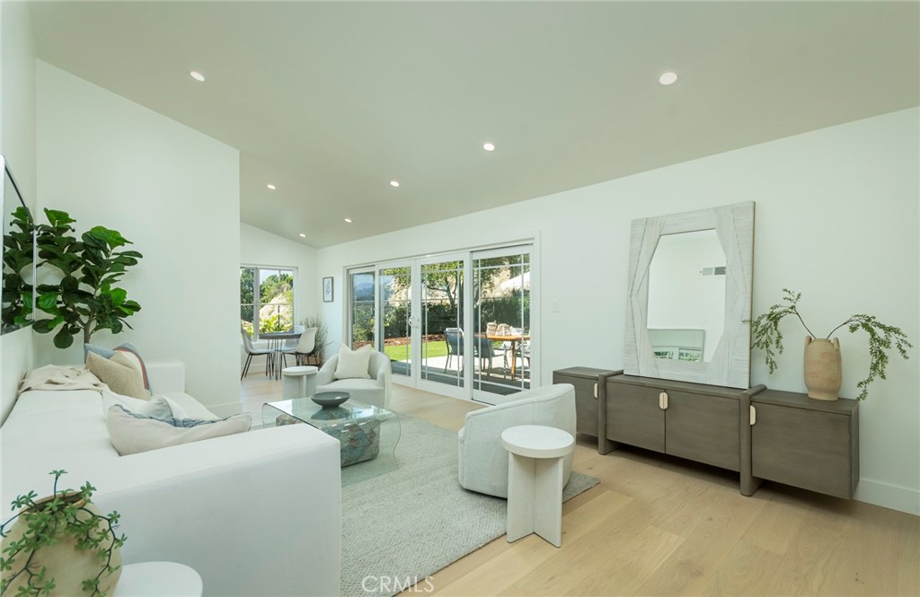 3941 Karen Lynn Property Photo 15