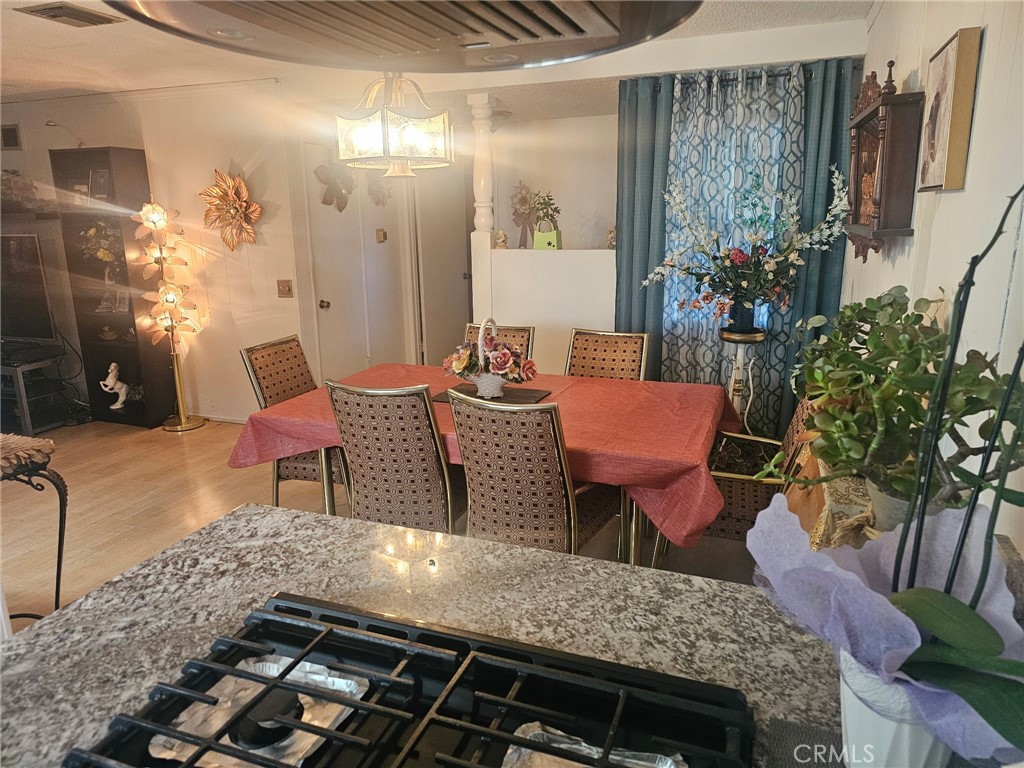 10883 Vinedale Property Photo 10
