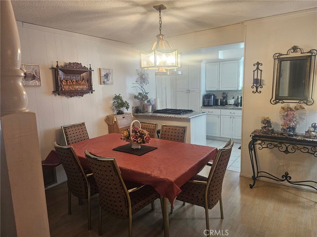 10883 Vinedale Property Photo 12