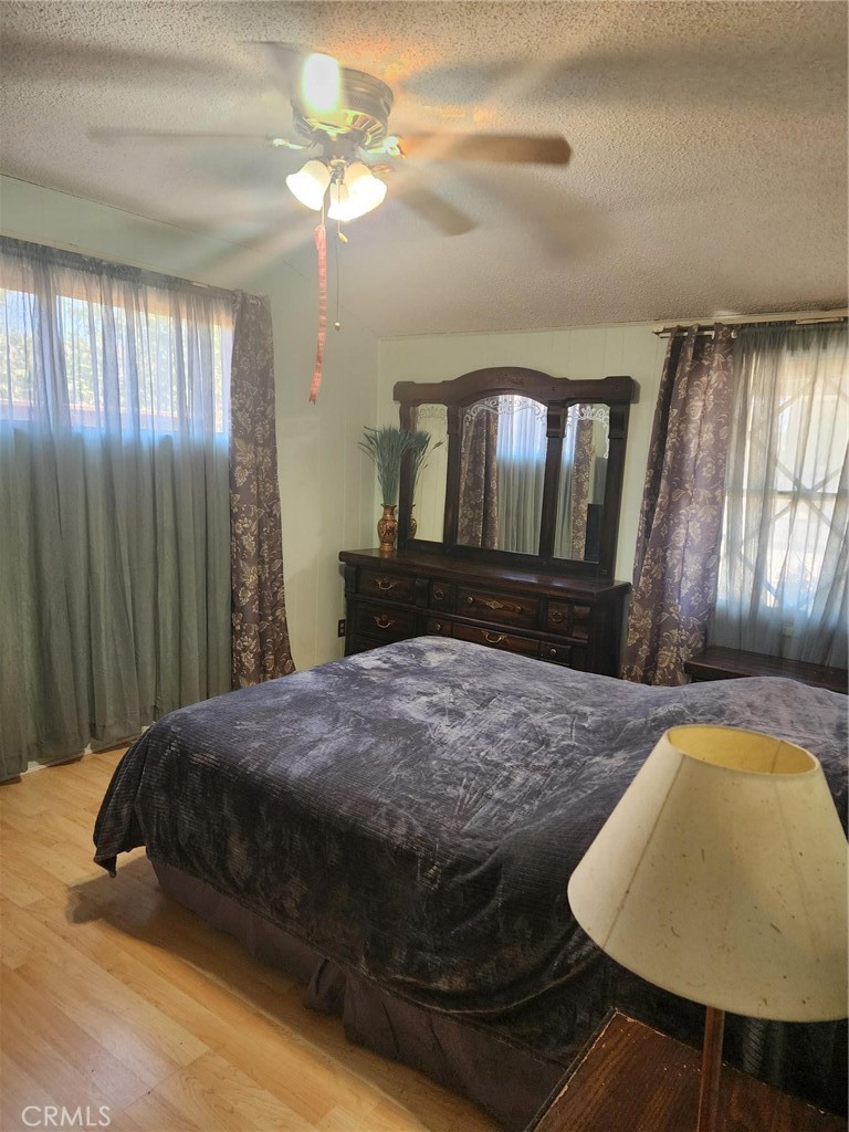 10883 Vinedale Property Photo 16