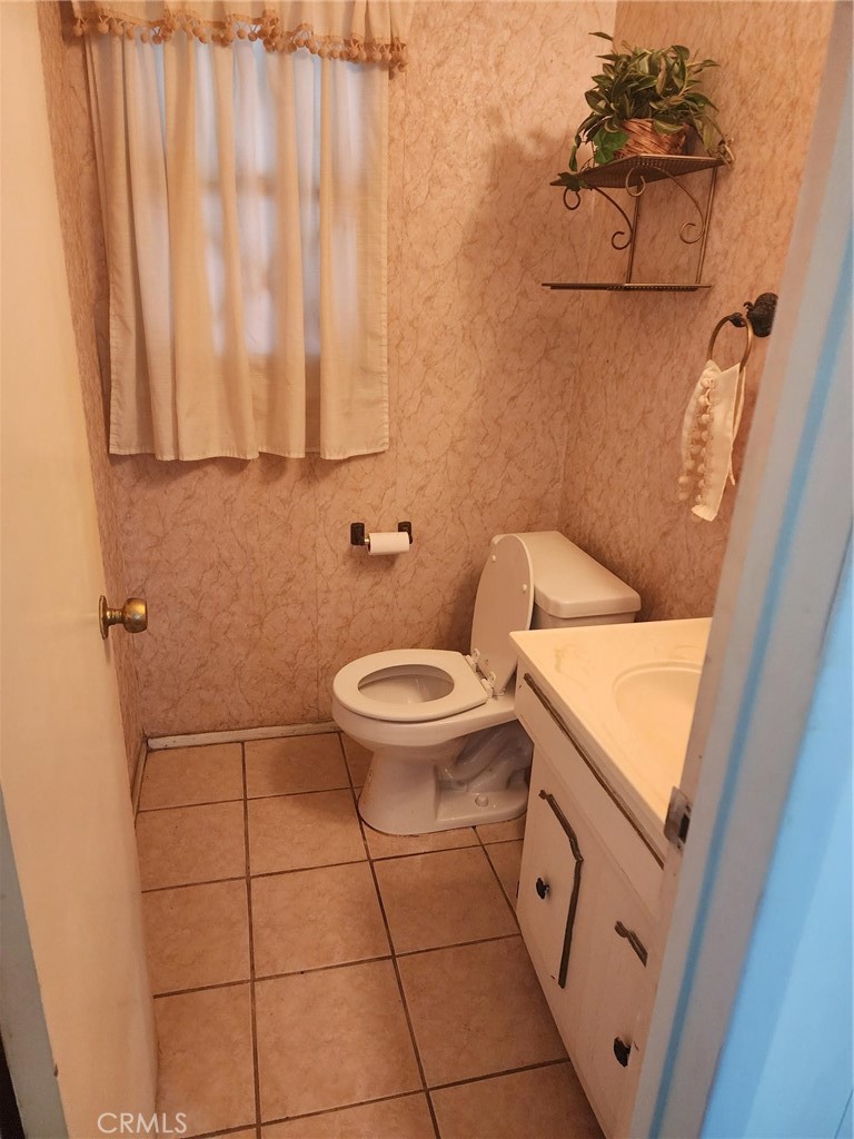 10883 Vinedale Property Photo 17