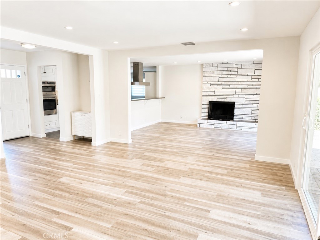 6563 Day Property Photo 5