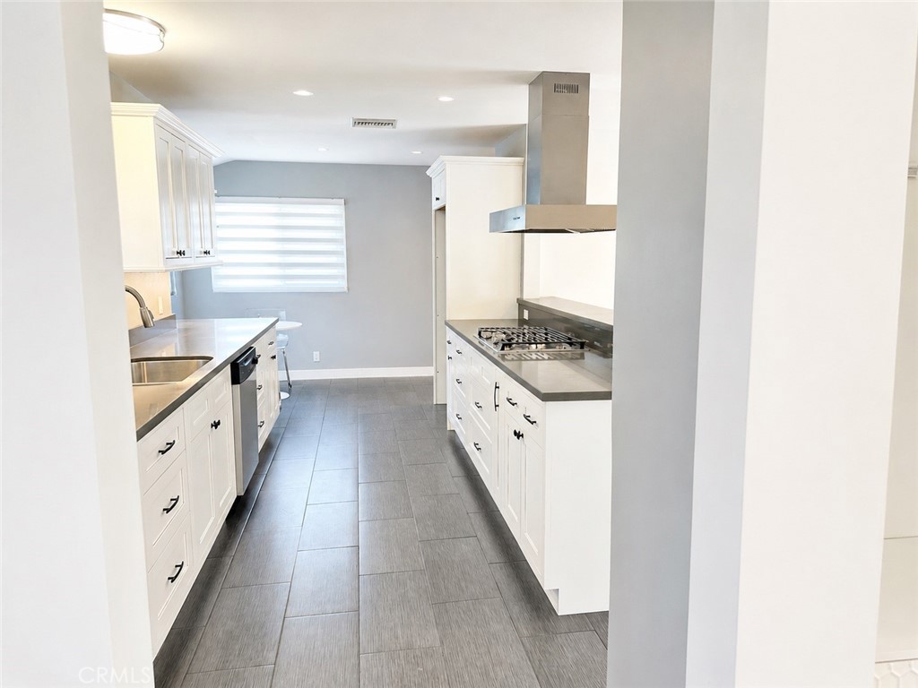 6563 Day Property Photo 10