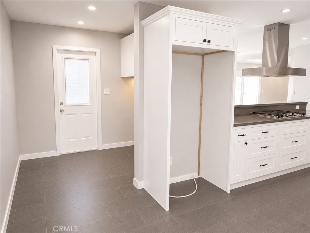 6563 Day Property Photo 14
