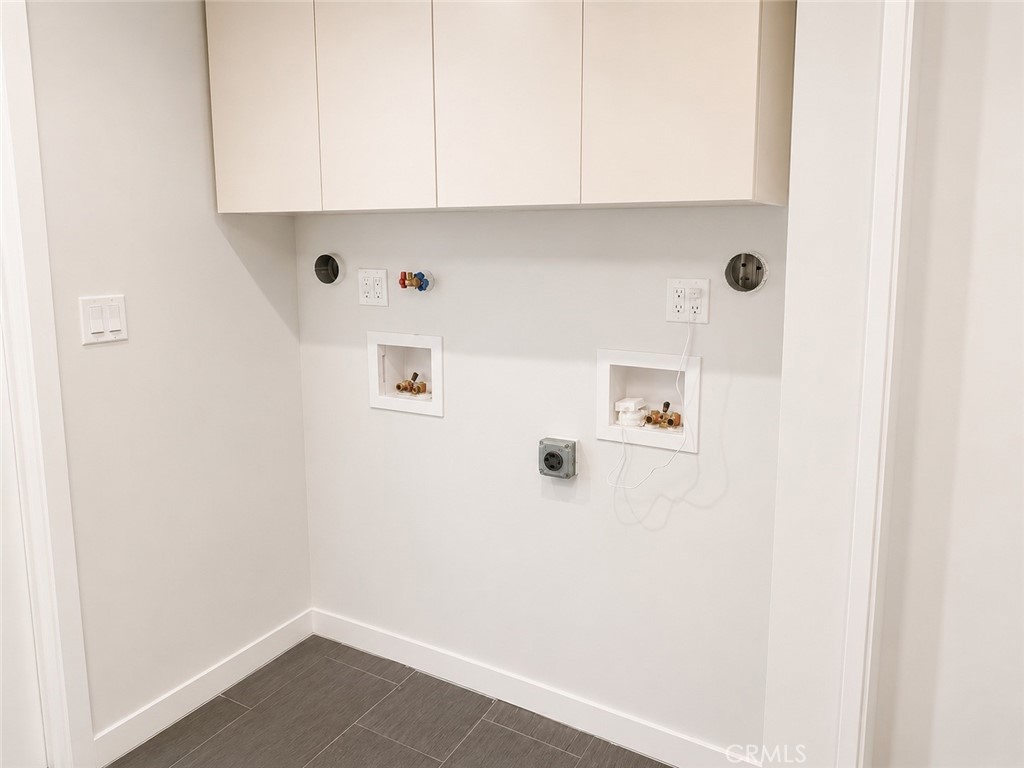 6563 Day Property Photo 17