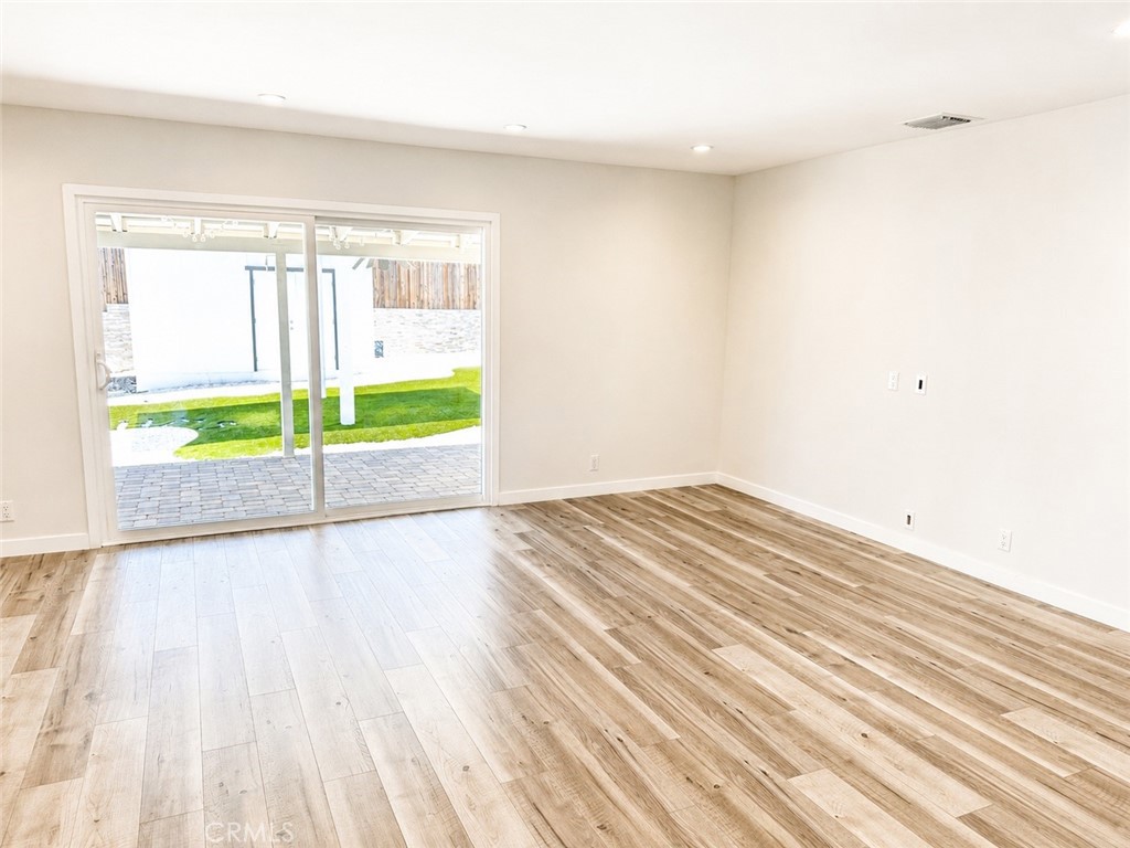 6563 Day Property Photo 18