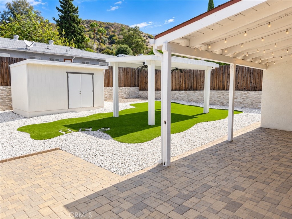 6563 Day Property Photo 34