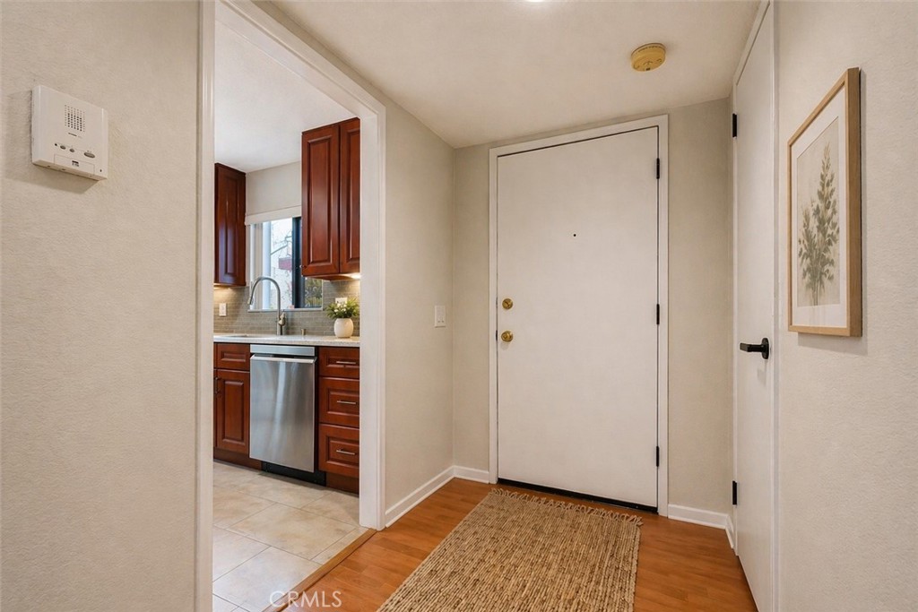 1304 Stanley 10 Property Photo 2