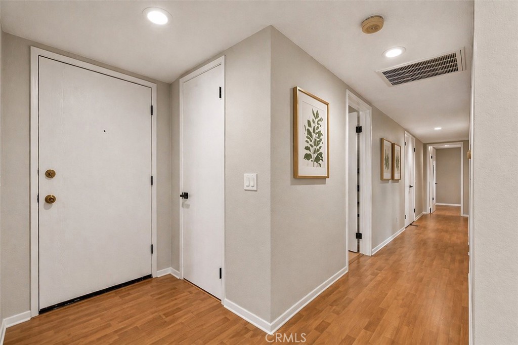1304 Stanley 10 Property Photo 3