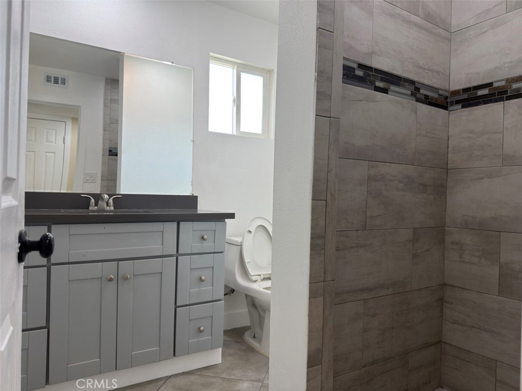 43735 San Francisco Avenue Property Photo 10