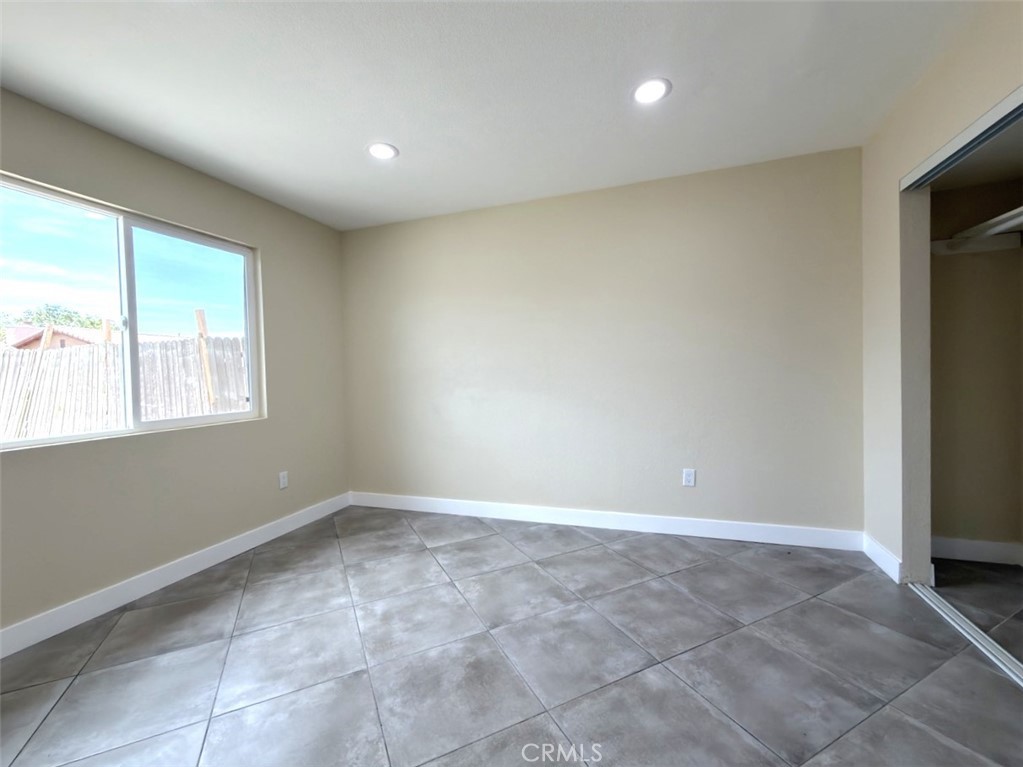 43735 San Francisco Avenue Property Photo 11