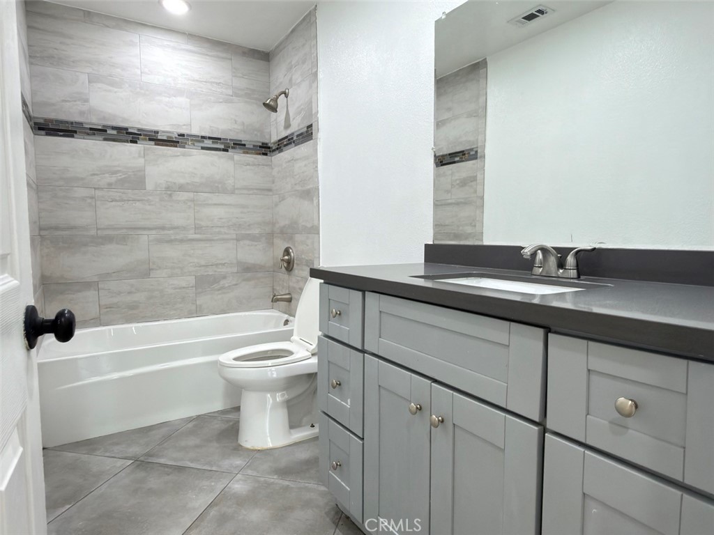43735 San Francisco Avenue Property Photo 14