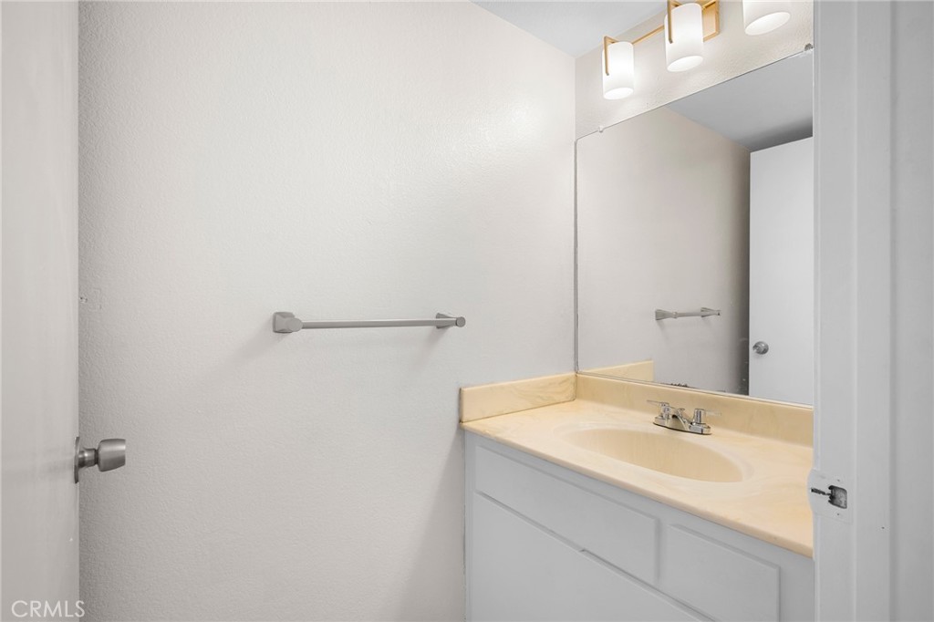 4328 Whitsett Avenue Property Photo 15