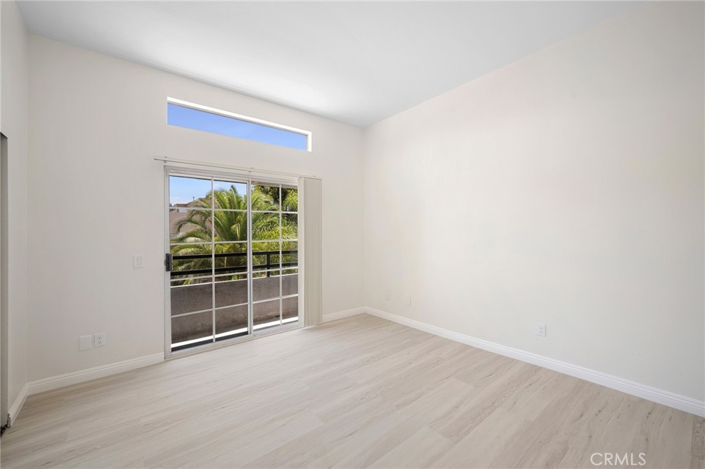 4328 Whitsett Avenue Property Photo 16