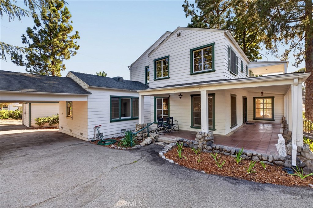 6604 Valmont Street Property Photo