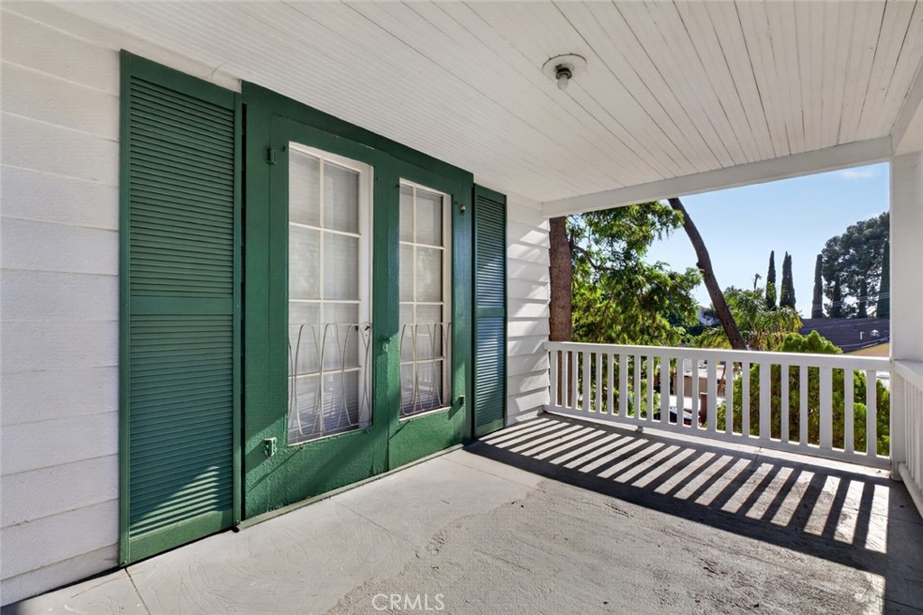 6604 Valmont Street Property Photo 8