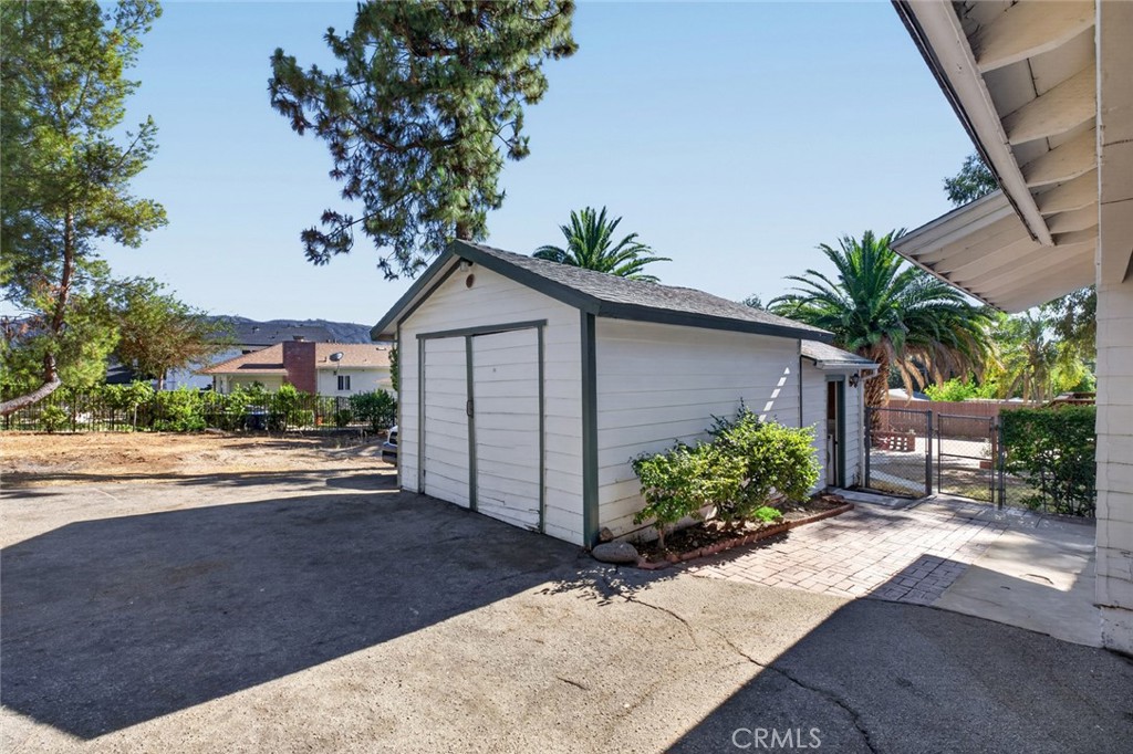 6604 Valmont Street Property Photo 19