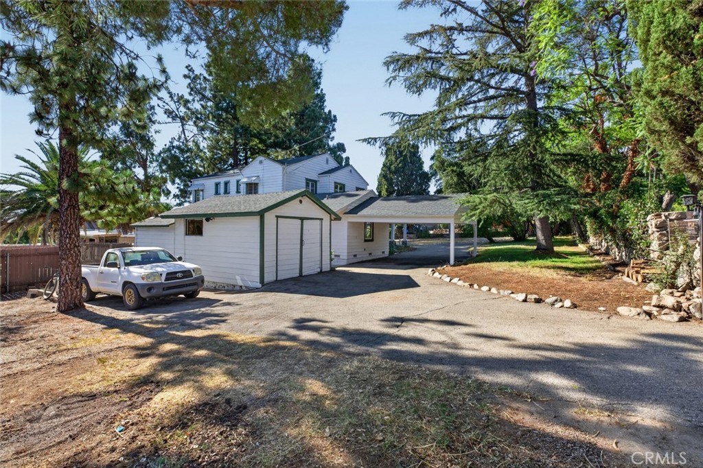 6604 Valmont Street Property Photo 20