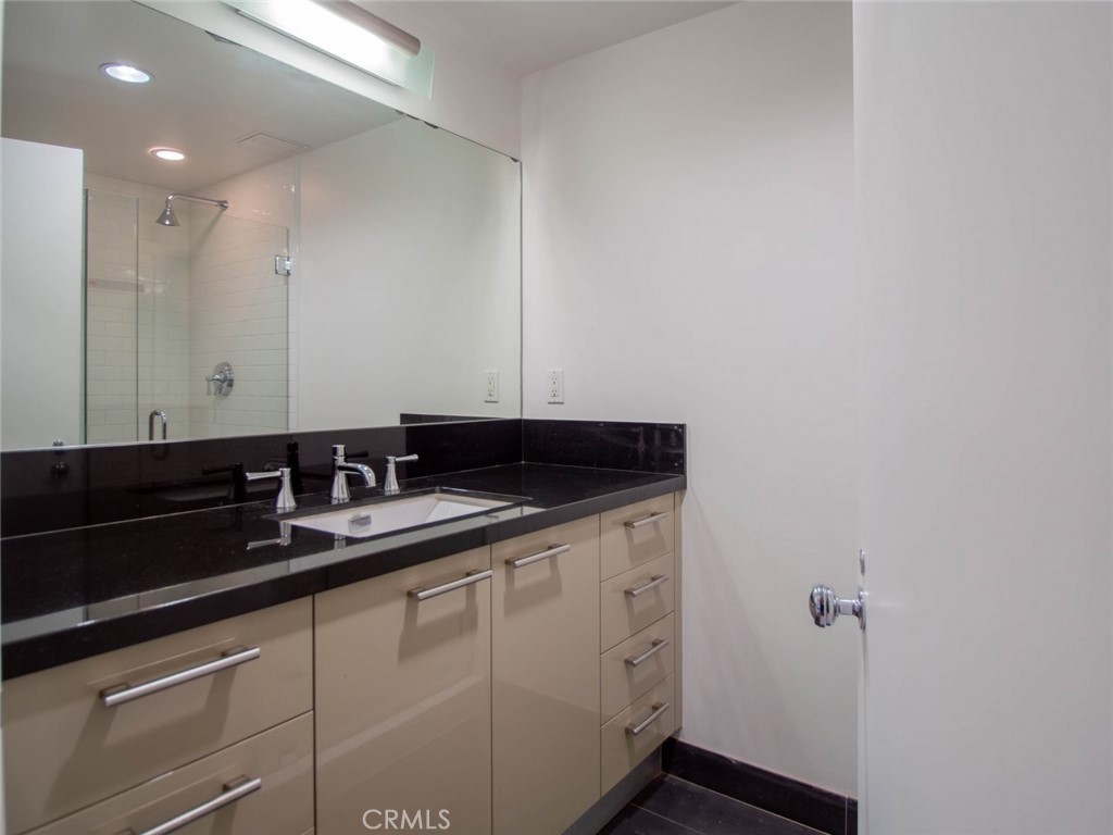 416 S Spring Street 205 Property Photo 10