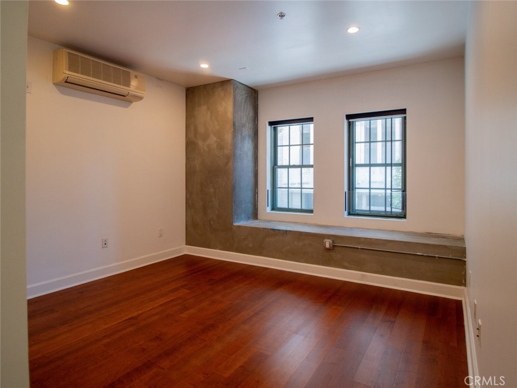 416 S Spring Street 205 Property Photo 12