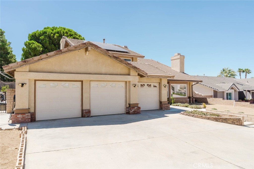 41201 Laidlaw Lane Property Photo 3