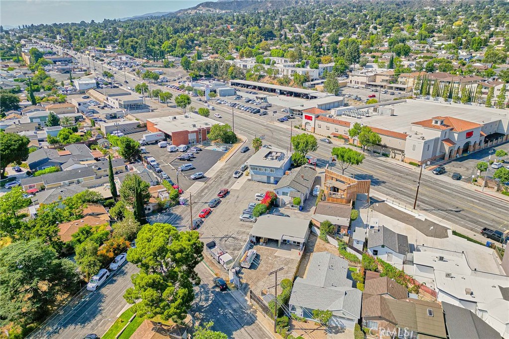 3252 Foothill Boulevard Property Photo 17