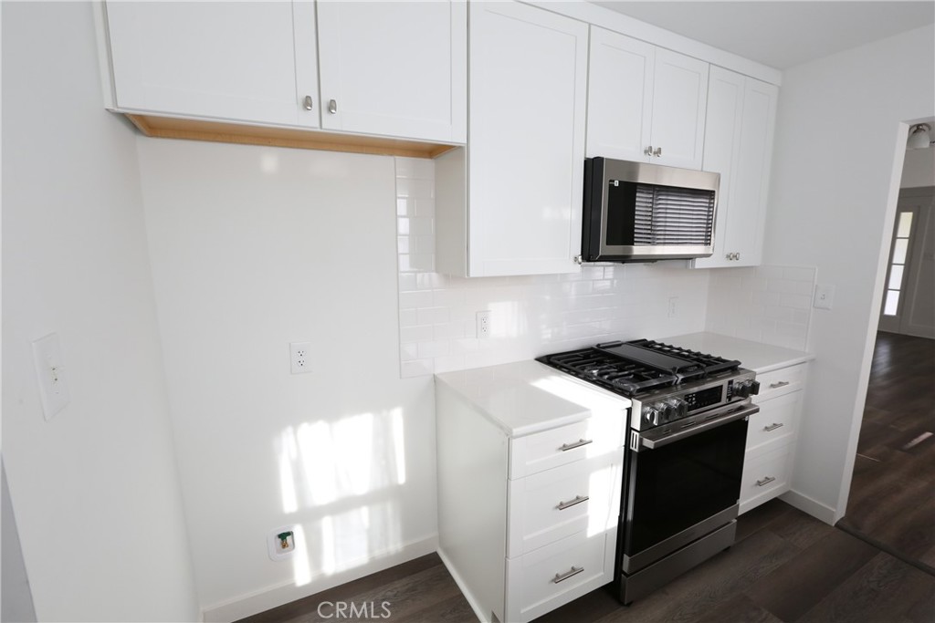 436 W Elk Avenue Property Photo 9