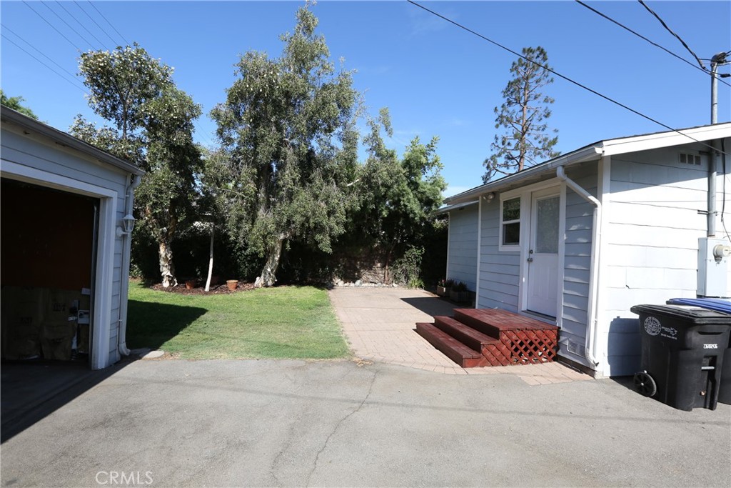 436 W Elk Avenue Property Photo 26