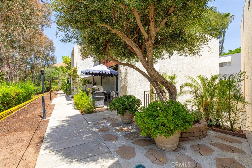 7759 Via Capri Property Photo 1