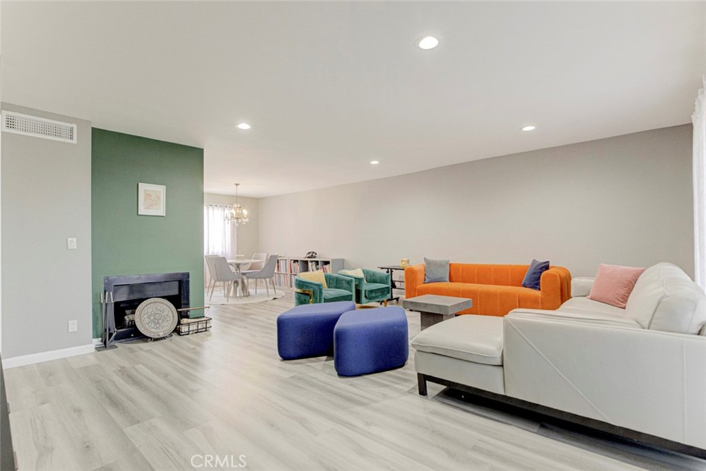 7759 Via Capri Property Photo 4