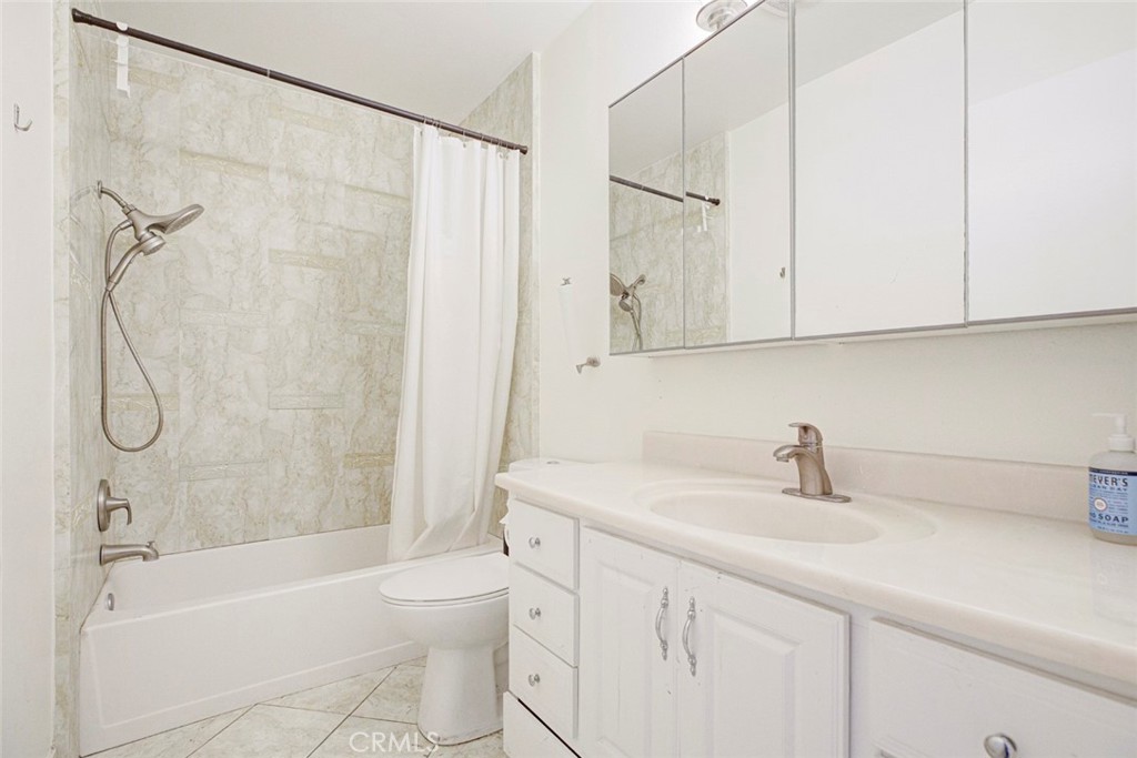 7759 Via Capri Property Photo 34