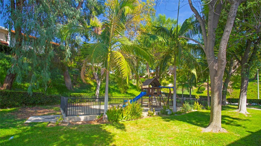 7759 Via Capri Property Photo 61