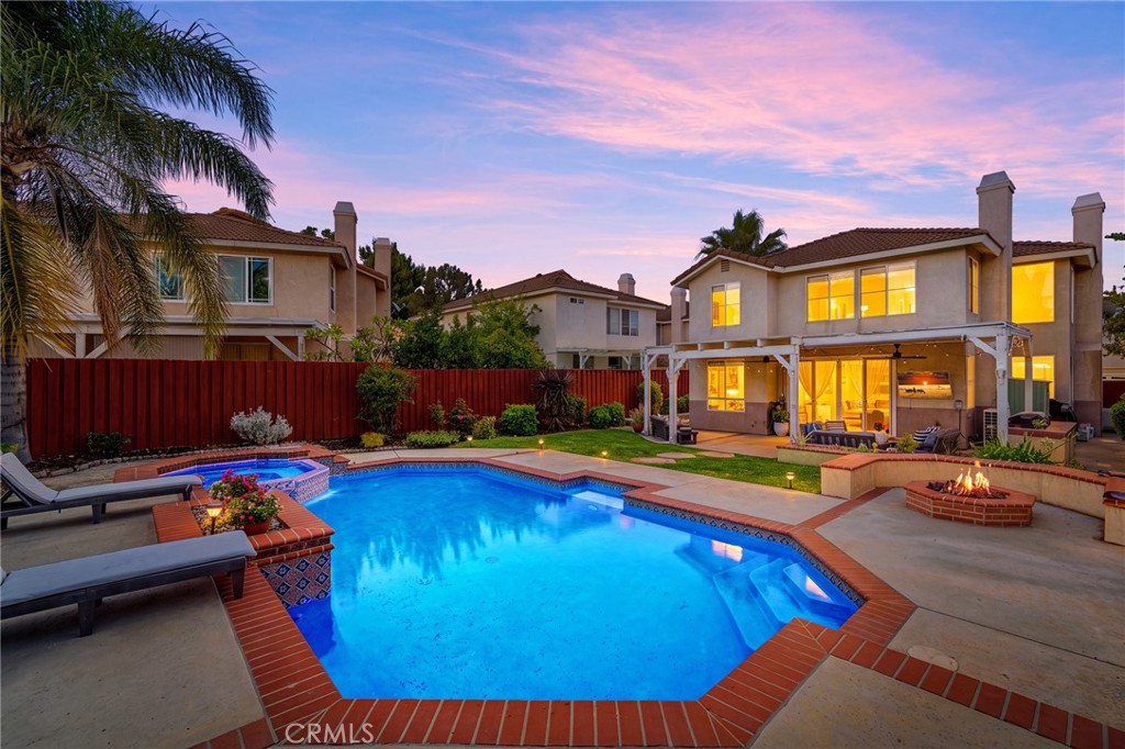 18541 Olympian Court Property Photo 3