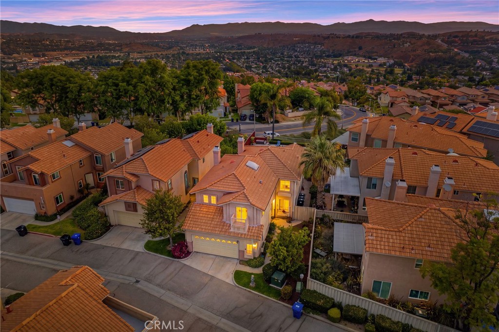 18541 Olympian Court Property Photo 4